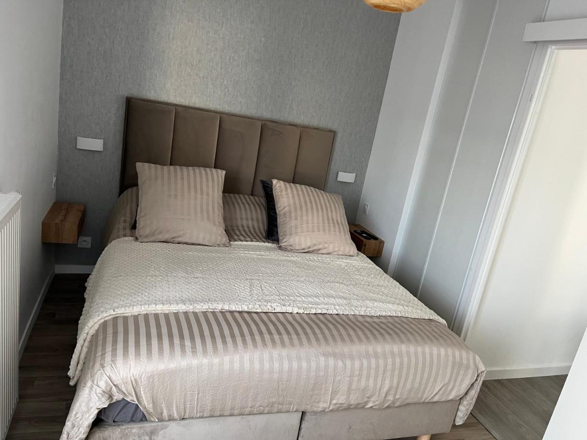 Superbe Appartement Tres Confortable Serris Exterior foto
